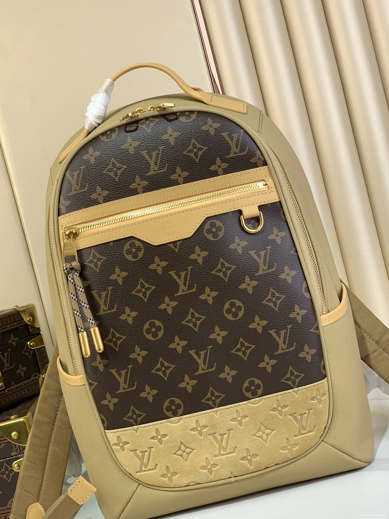 Official oldcobbler Ooutdoor Vuitton Louis Backpack-44&19*31CM 0813